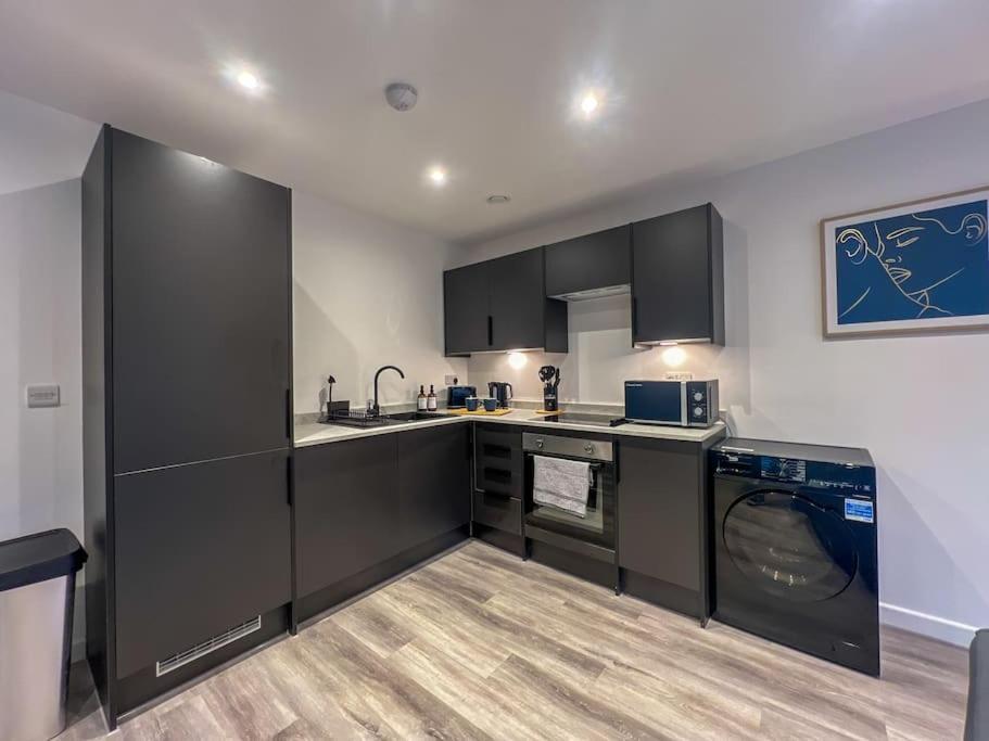 Orange Rentals-High Spec, Midnight Suite, Sleeps 4-Pets Welcome! Liverpool Exterior foto