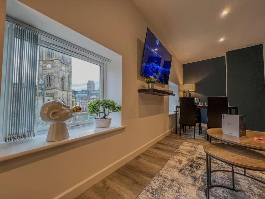 Orange Rentals-High Spec, Midnight Suite, Sleeps 4-Pets Welcome! Liverpool Exterior foto