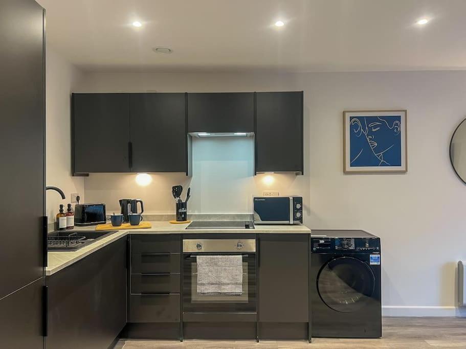 Orange Rentals-High Spec, Midnight Suite, Sleeps 4-Pets Welcome! Liverpool Exterior foto